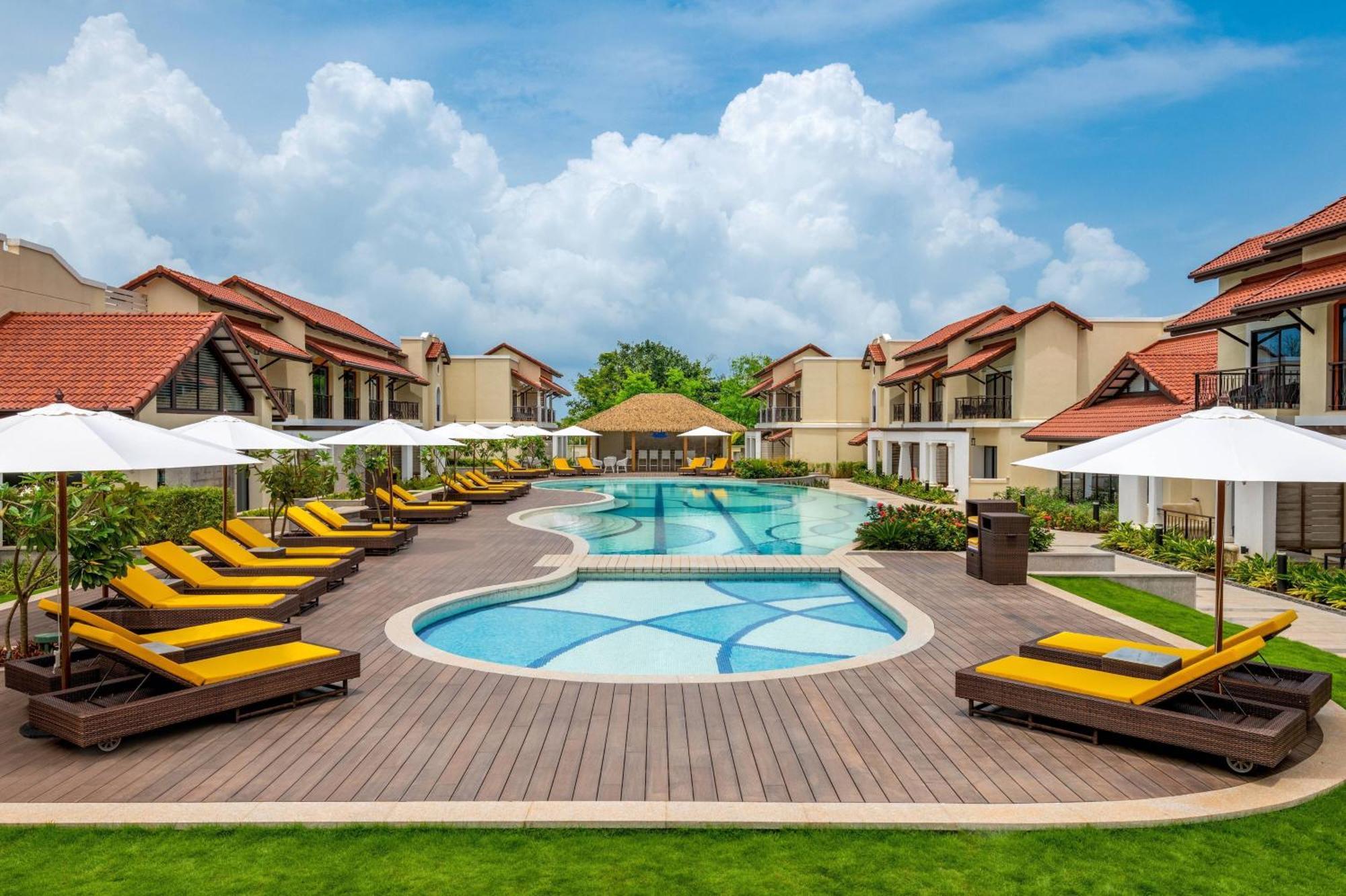 Hotel Fairfield By Marriott Goa Benaulim Exterior foto